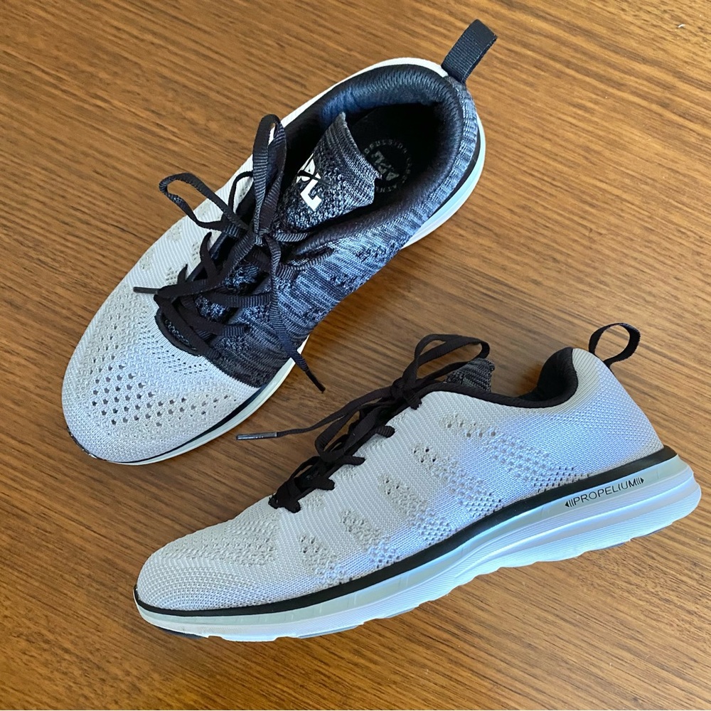 APL techloom pro sneakers white black cosmic grey
